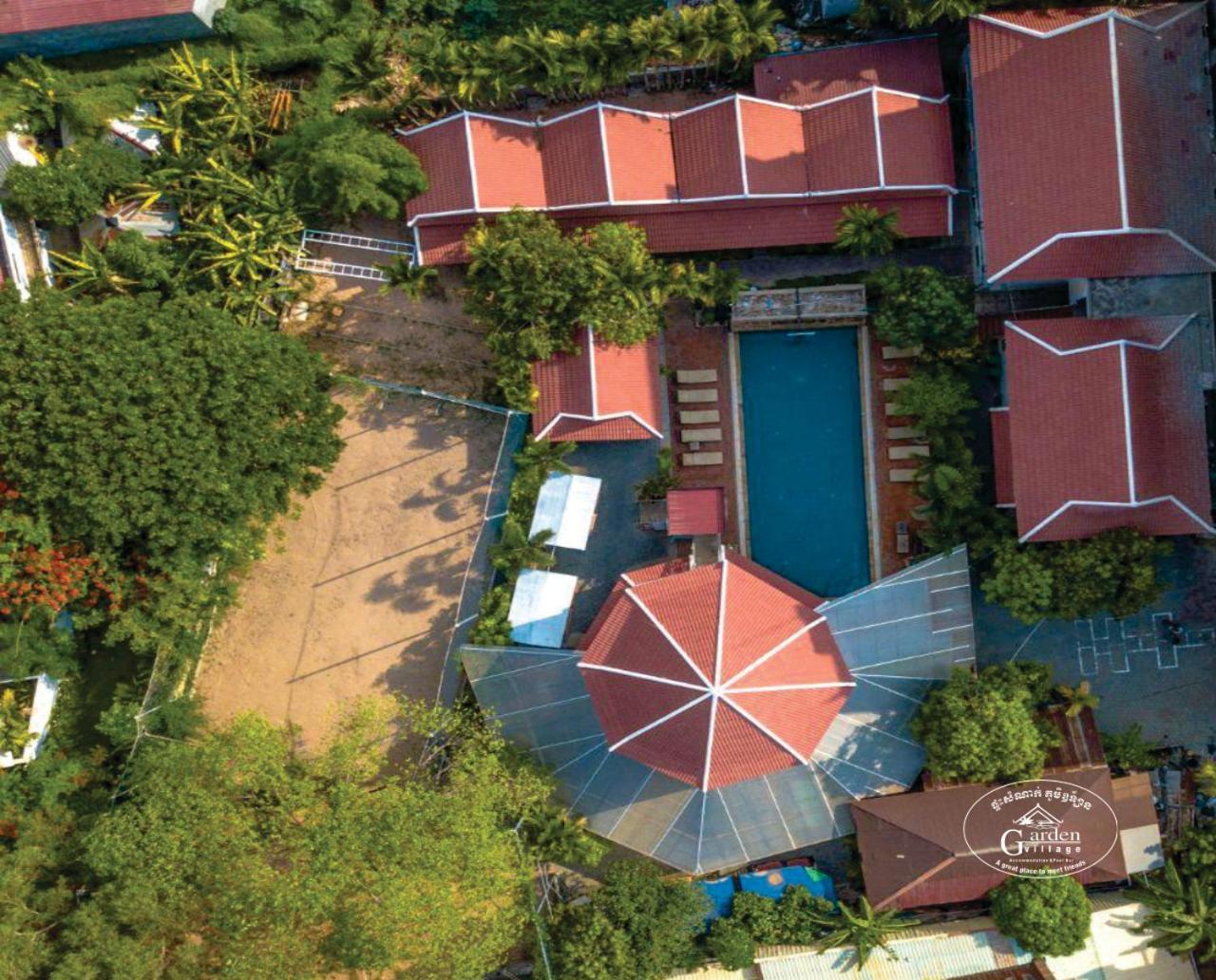 Garden Village Guesthouse & Pool Bar Сиемрип Экстерьер фото