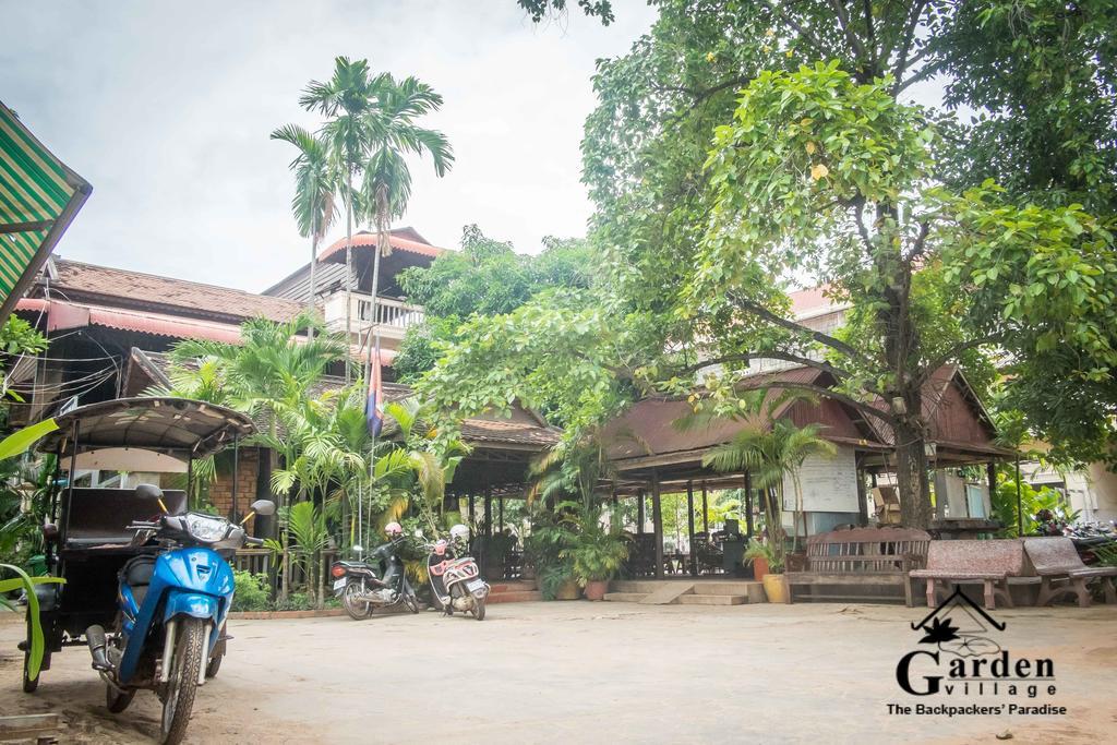 Garden Village Guesthouse & Pool Bar Сиемрип Экстерьер фото
